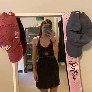 Hollister- Black flowy dress with design